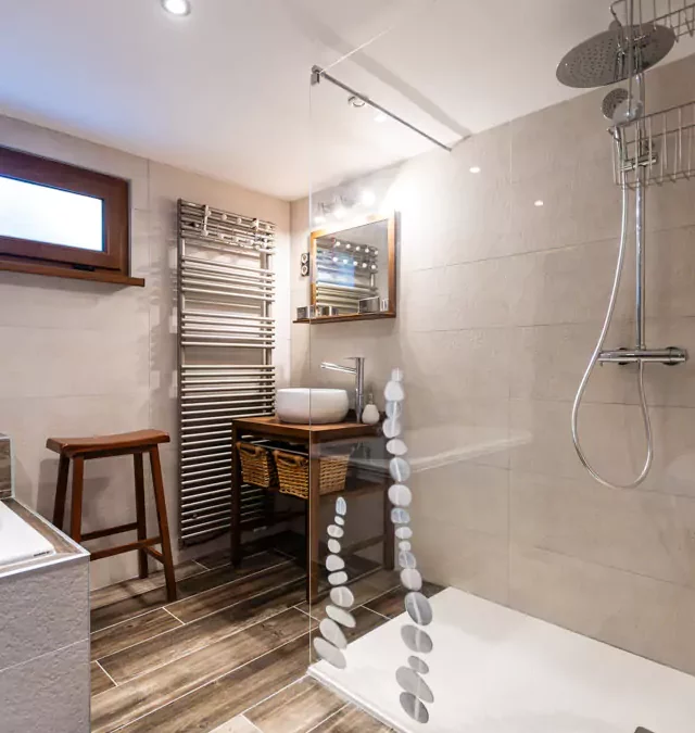 Rénovation de salle de bain à Saint-Nicolas-de-Port : une remise à neuf complète